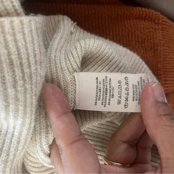 Free People Softly Structured Turtleneck Tunic Sweater In Heather Oatmeal Sz XS - Picture 6 of 10